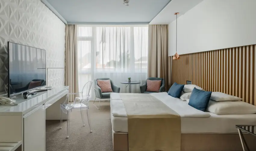 Hotel Bodrog Wellness & Elix Spa S�rospatak - P�nk�sd - teljes el�refizet�ssel (min. 2 �j)