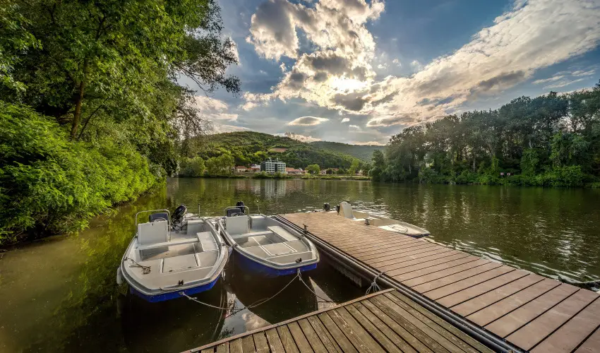 Hotel Csillag Tokaj Rakamaz - P�nk�sd (min. 2 �j)