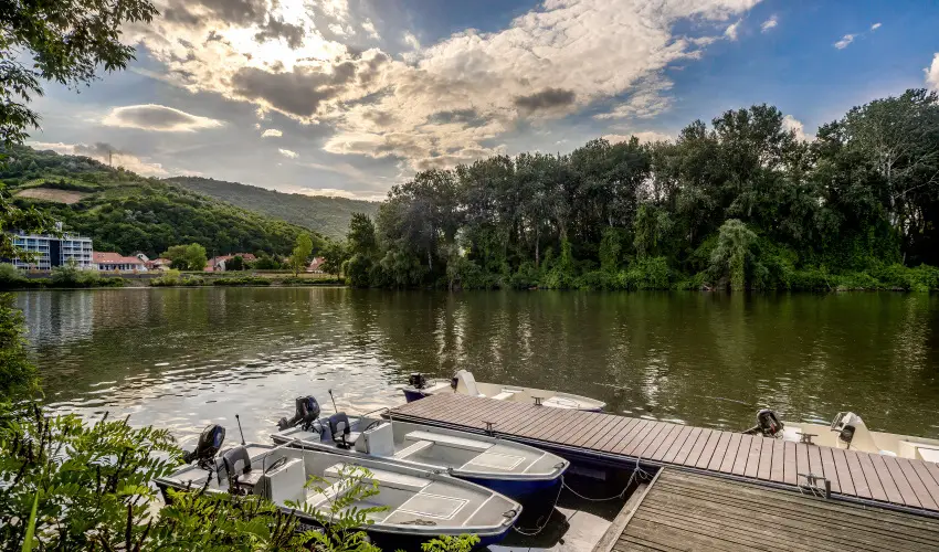 Hotel Csillag Tokaj Rakamaz - P�nk�sd (min. 2 �j)