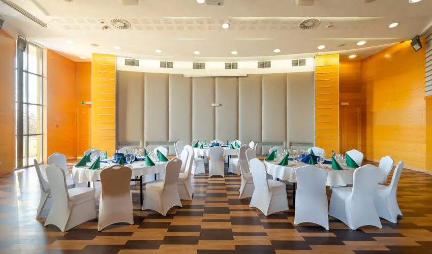 Hotel Eger & Park Eger - P�nk�sd (min. 2 �j)