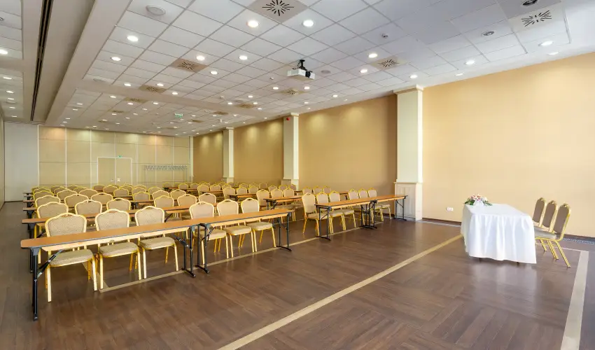 Hotel Eger & Park Eger - P�nk�sd (min. 2 �j)