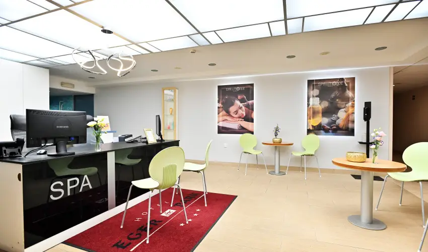 Hotel Eger & Park Eger - P�nk�sd (min. 2 �j)