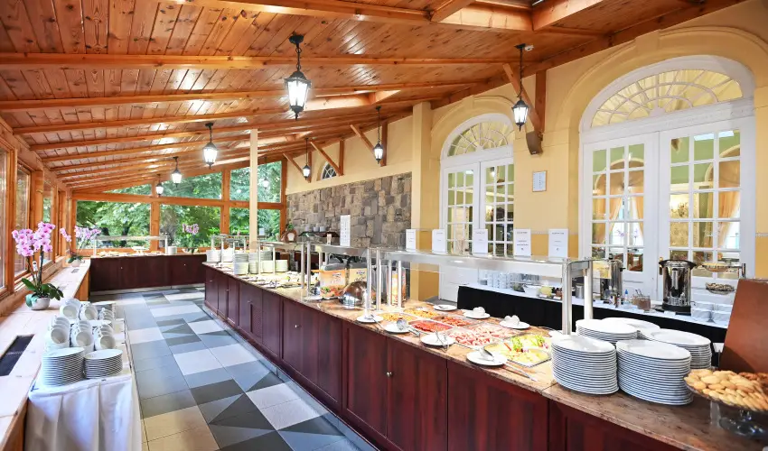 Hotel Eger & Park Eger - P�nk�sd (min. 2 �j)