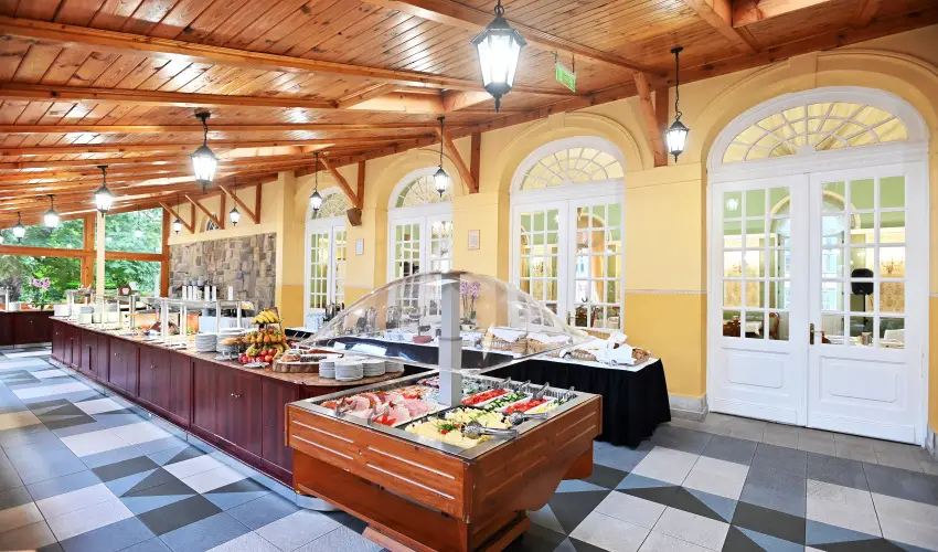 Hotel Eger & Park Eger - P�nk�sd (min. 2 �j)