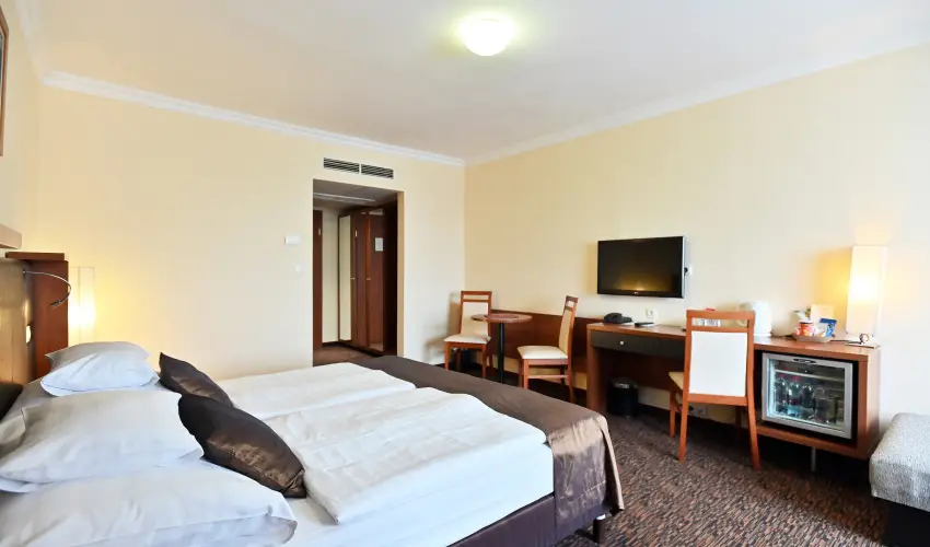 Hotel Eger & Park Eger - P�nk�sd (min. 2 �j)
