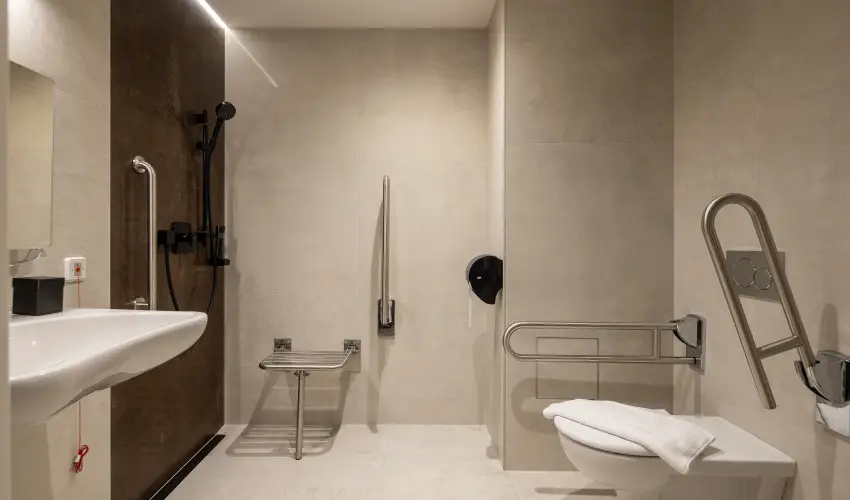 Hotel Energy & Business Center superior Paks - P�nk�sd - teljes el�refizet�ssel