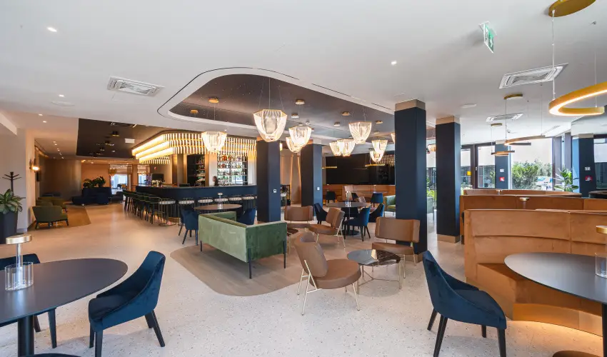 Hotel Energy & Business Center superior Paks - P�nk�sd - teljes el�refizet�ssel