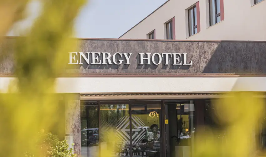 Hotel Energy & Business Center superior Paks - P�nk�sd - teljes el�refizet�ssel