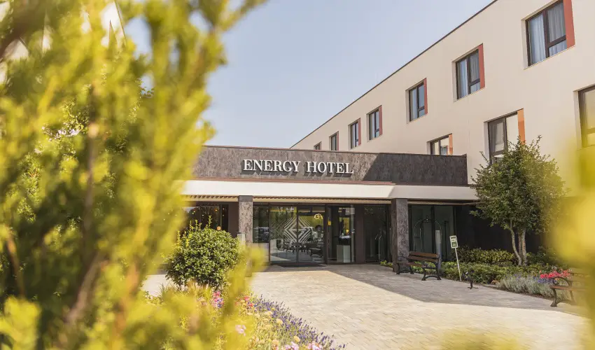 Hotel Energy & Business Center superior Paks - P�nk�sd - teljes el�refizet�ssel