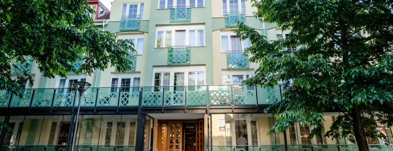 Hotel Erzsbet Hvz - Pnksd - teljes elrefizetssel