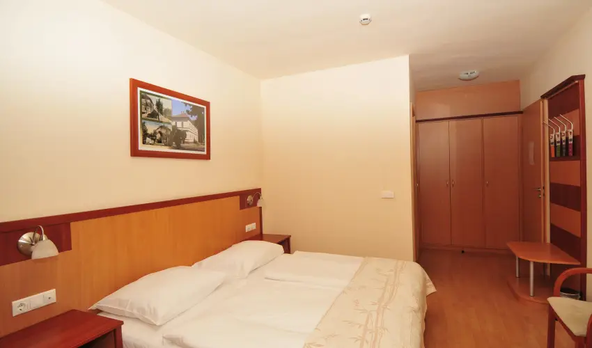 Hotel Eurpa Gunaras Dombvr - Pnksd (min. 2 j)