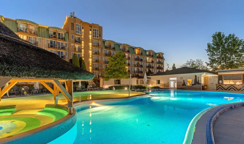 Hotel Eur�pa Fit H�v�z - P�nk�sd (min. 3 �j)