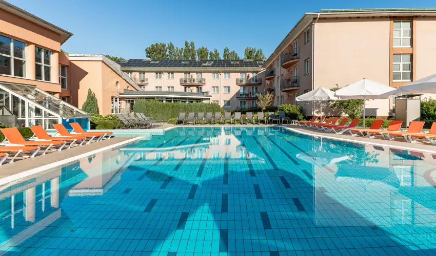 Hotel Eur�pa Fit H�v�z - P�nk�sd (min. 3 �j)