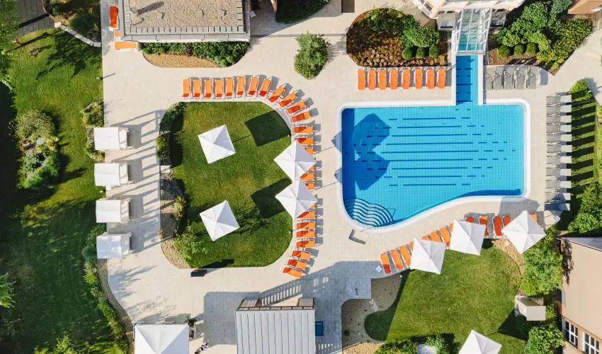 Hotel Eur�pa Fit H�v�z - P�nk�sd (min. 3 �j)
