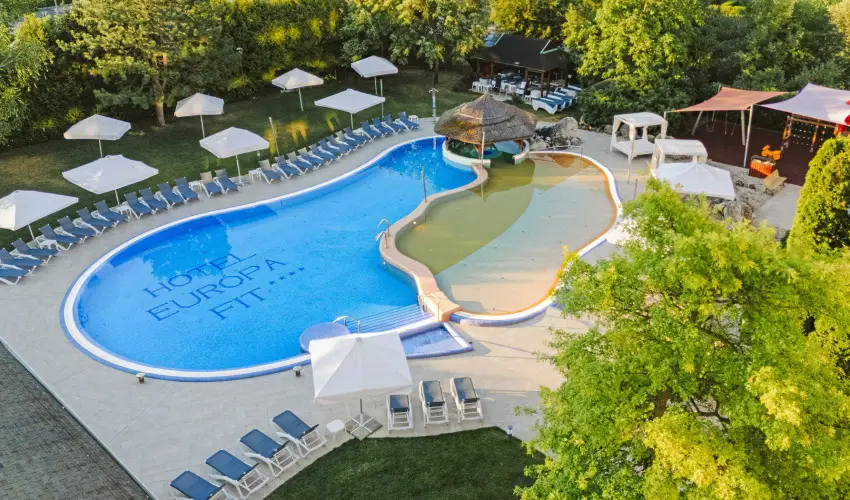 Hotel Eur�pa Fit H�v�z - P�nk�sd (min. 3 �j)
