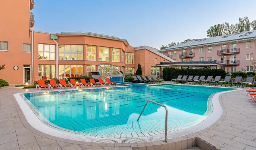 Hotel Eur�pa Fit H�v�z - P�nk�sd (min. 3 �j)