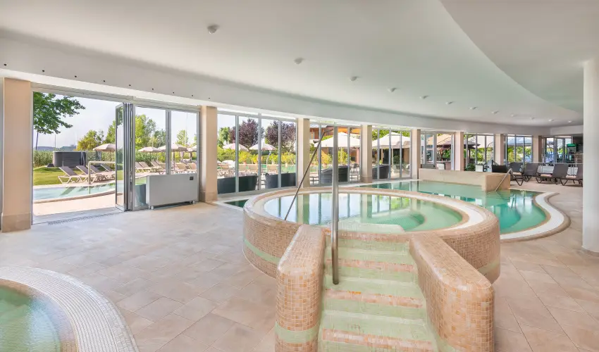 Hotel Golden Lake Resort Balatonf�red - P�nk�sd (min. 2 �j)