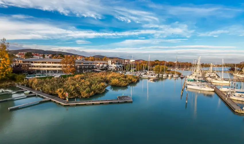 Hotel Golden Lake Resort Balatonf�red - P�nk�sd (min. 2 �j)