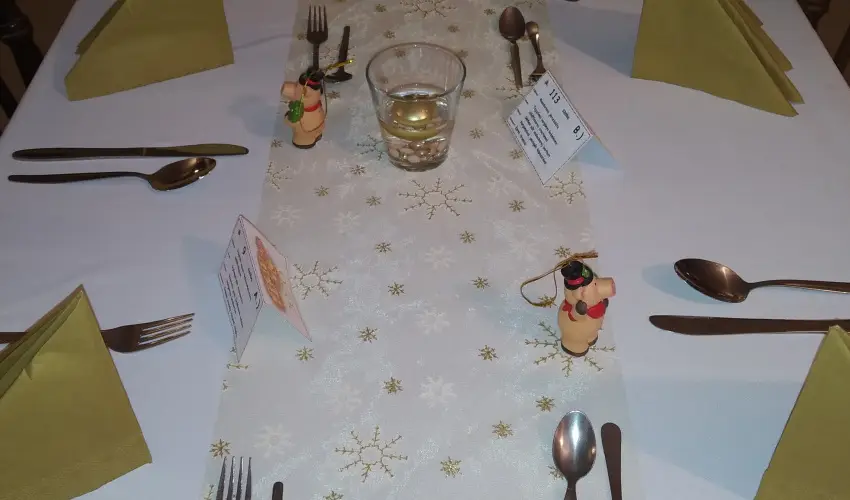 Hajnal Hotel Mez�k�vesd - P�nk�sd