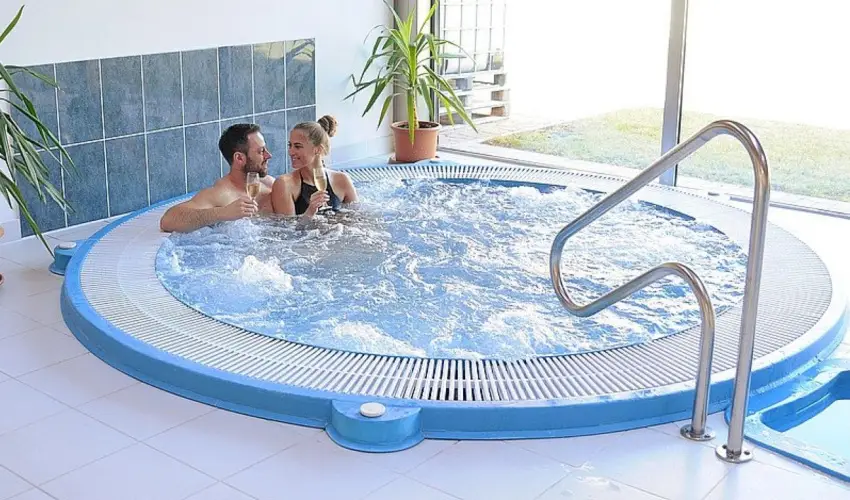 Hotel Halszkert Badacsony - Pnksd (min. 2 j)