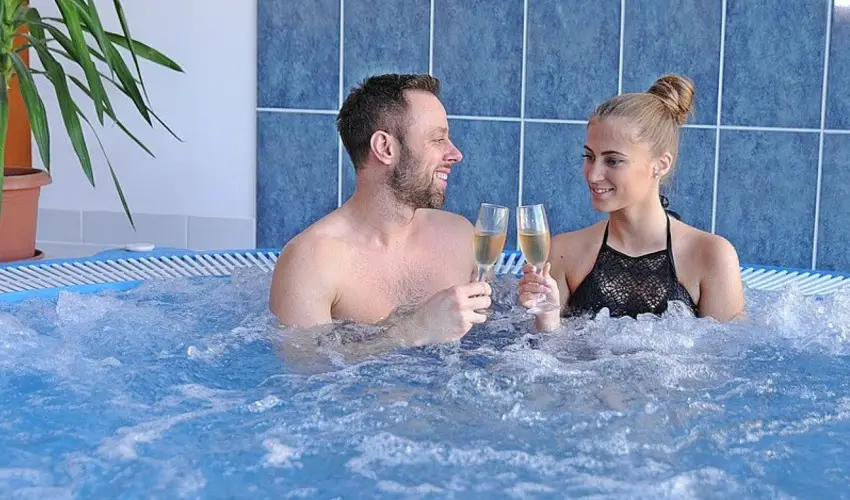 Hotel Halszkert Badacsony - Pnksd (min. 2 j)