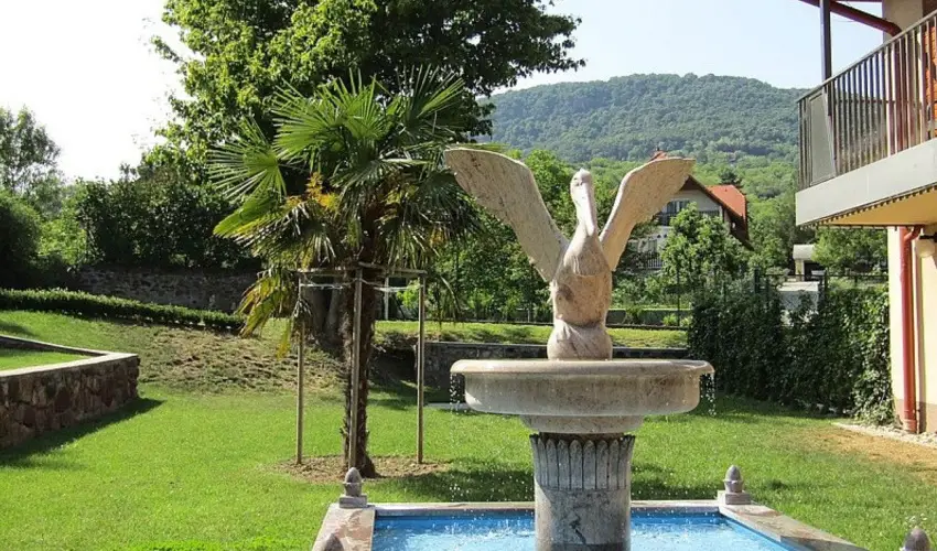 Hotel Halszkert Badacsony - Pnksd (min. 2 j)