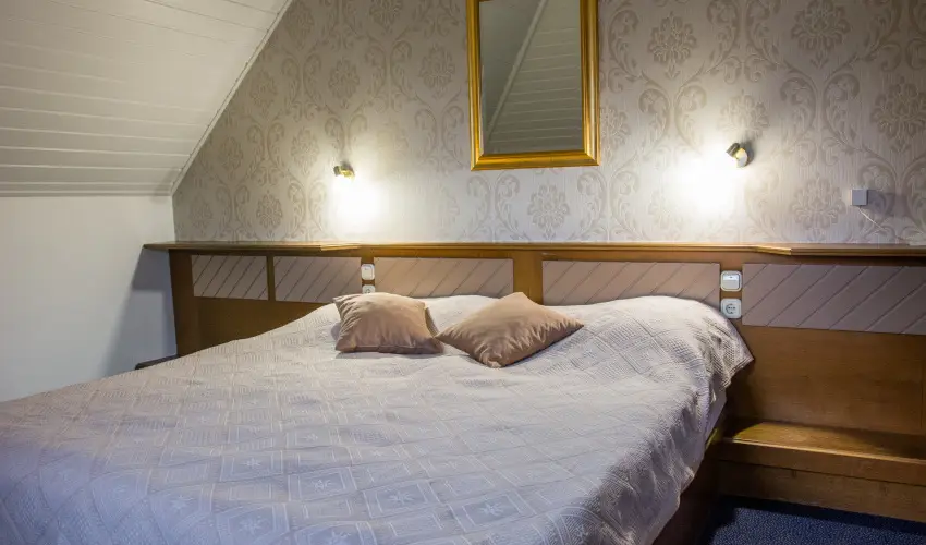 Hasik Hotel D�br�nte - P�nk�sd  (min. 2 �j)