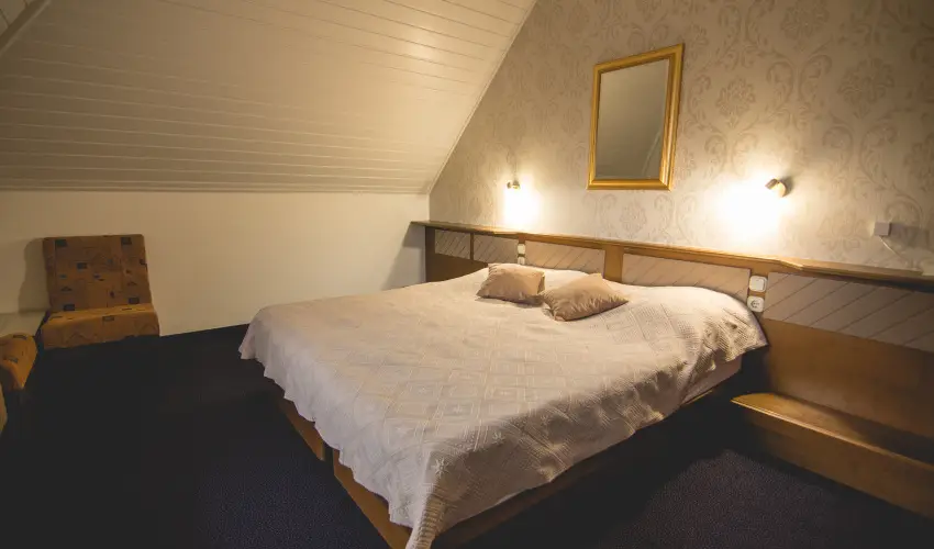 Hasik Hotel D�br�nte - P�nk�sd  (min. 2 �j)