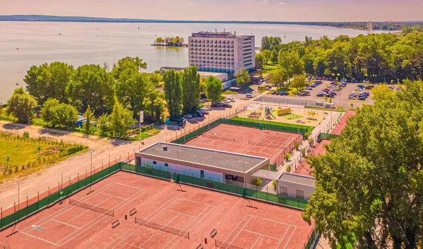 Hotel Helikon Keszthely - Pnksd