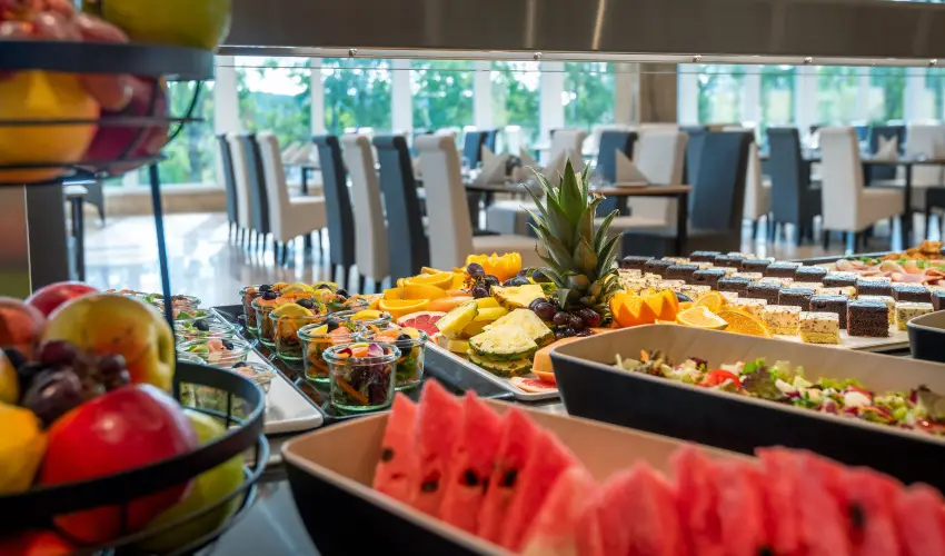 Hunguest Hotel Helios H�v�z - P�nk�sd a h�v�zi Heliosban (min. 2 �j)