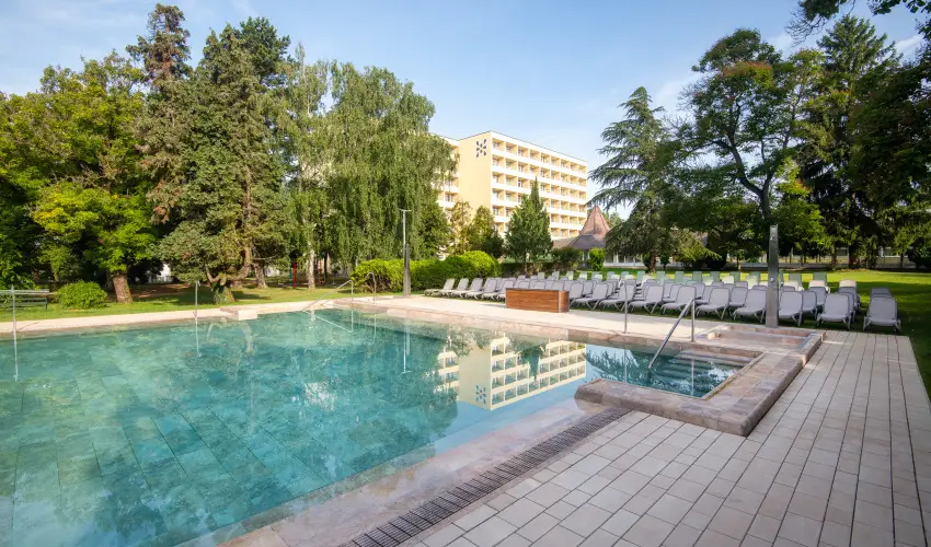 Hunguest Hotel Helios H�v�z - P�nk�sd a h�v�zi Heliosban (min. 2 �j)