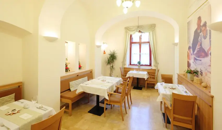 Hotel Historia & Historante Veszprm - Pnksd