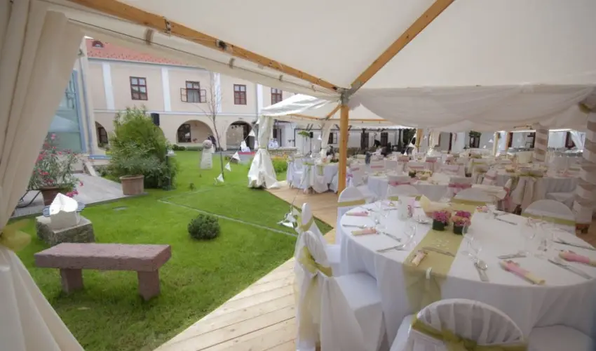 Hotel Historia & Historante Veszprm - Pnksd