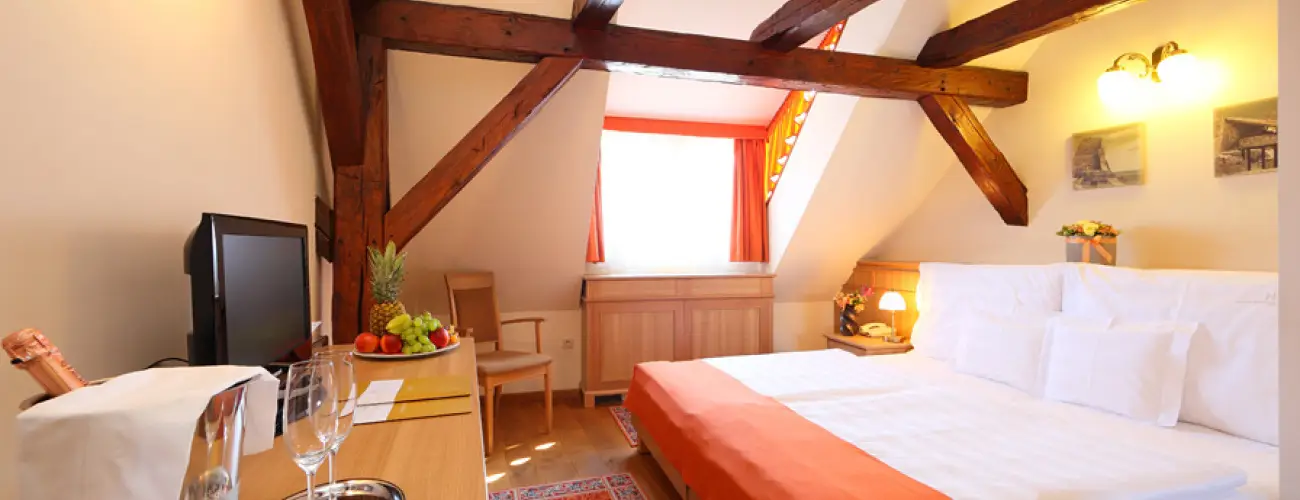 Hotel Historia & Historante Veszprm - Pnksd