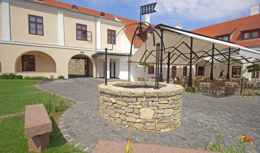 Hotel Historia & Historante Veszprm - Pnksd