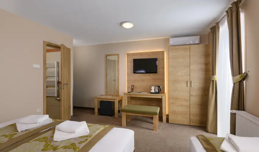 Hotel Honti Wellness �s Konferencia Sz�lloda Visegr�d - P�nk�sd (min. 2 �j)