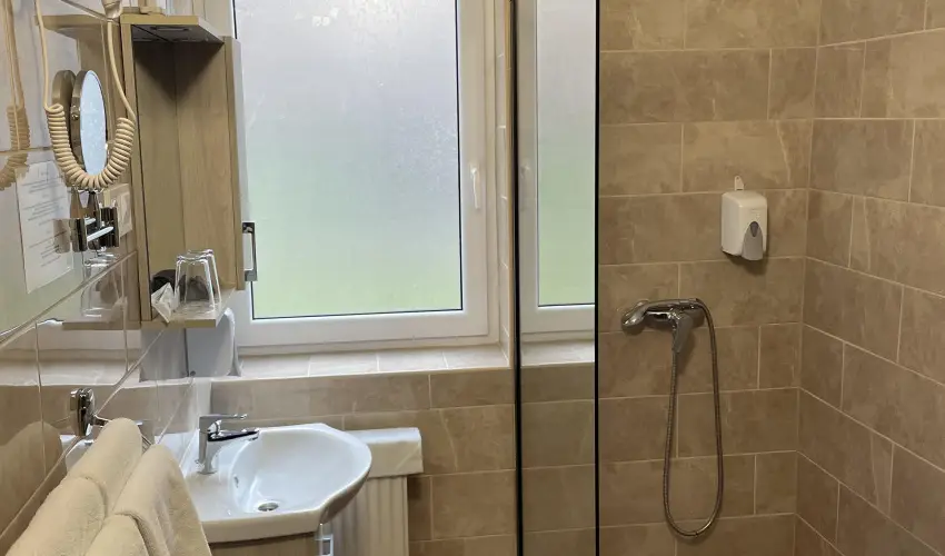 Hotel Hunor Storaljajhely - Pnksd 