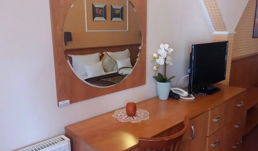 Hotel Isabell Gyr - Pnksd 