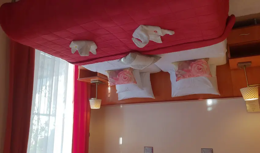 Hotel Isabell Gyr - Pnksd 