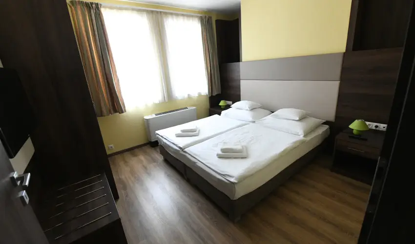 Hotel Jade Veszprm - Pnksd 