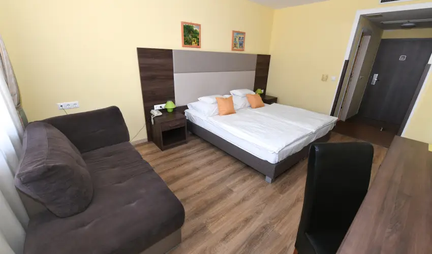 Hotel Jade Veszprm - Pnksd 
