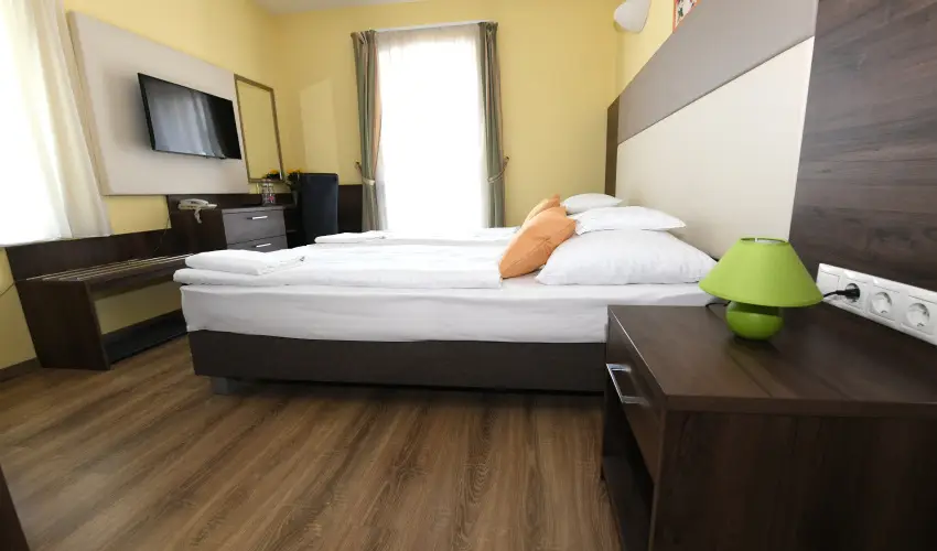 Hotel Jade Veszprm - Pnksd 