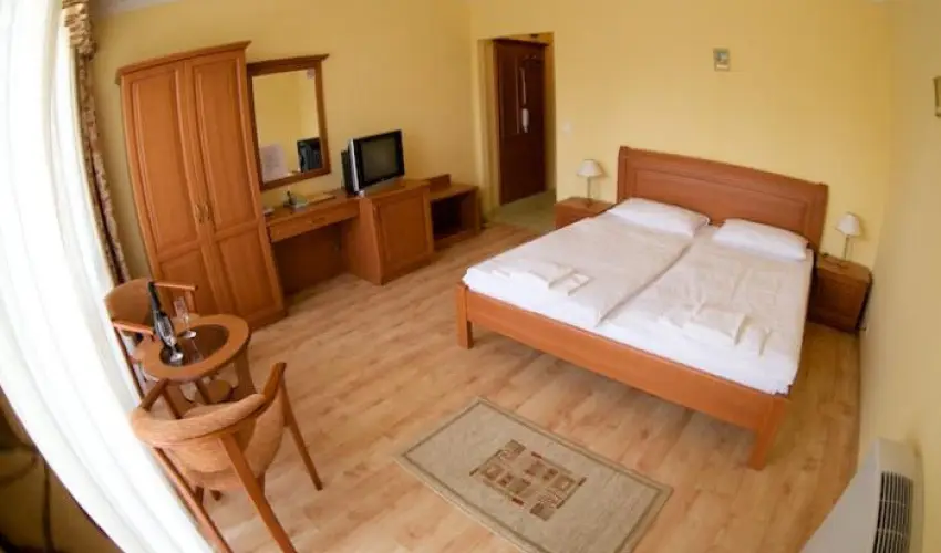 Hotel Jrja Hajdszoboszl - Pnksd (min. 2 j)