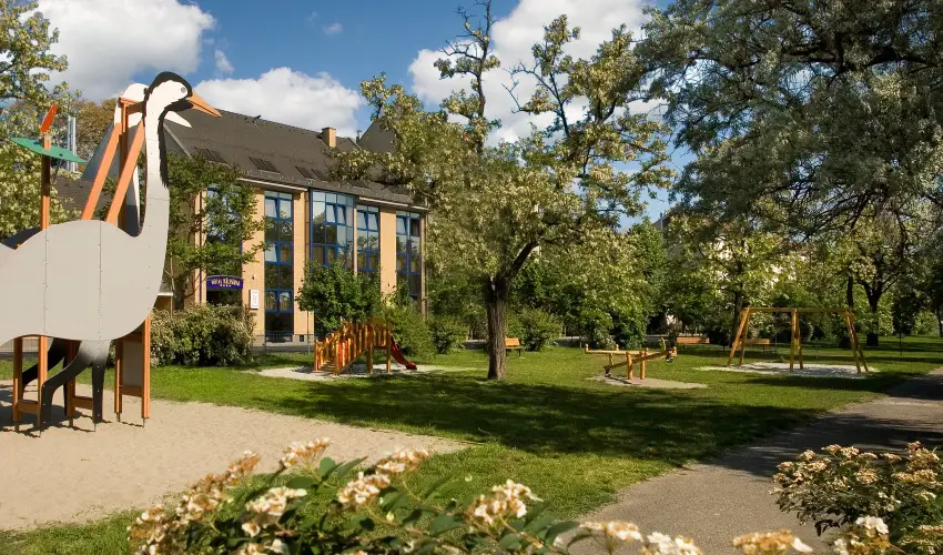 Hotel Klvria Gyr - Pnksd 