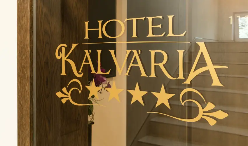 Hotel Klvria Gyr - Pnksd 
