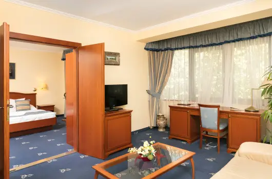Hotel Klvria - Pnksd 