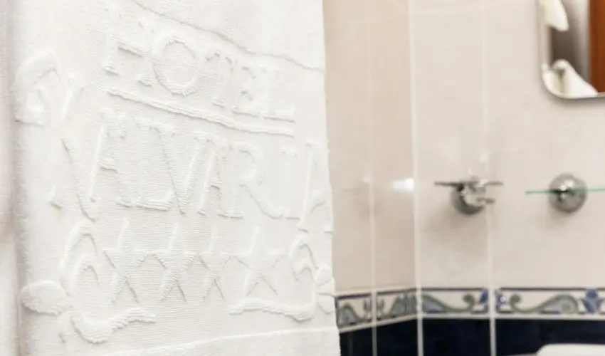 Hotel Klvria Gyr - Pnksd 