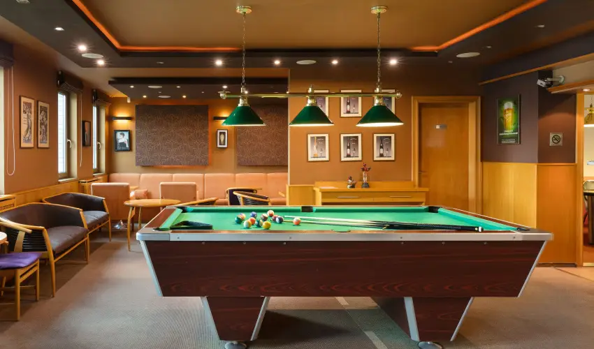 Hotel Klvria Gyr - Pnksd 