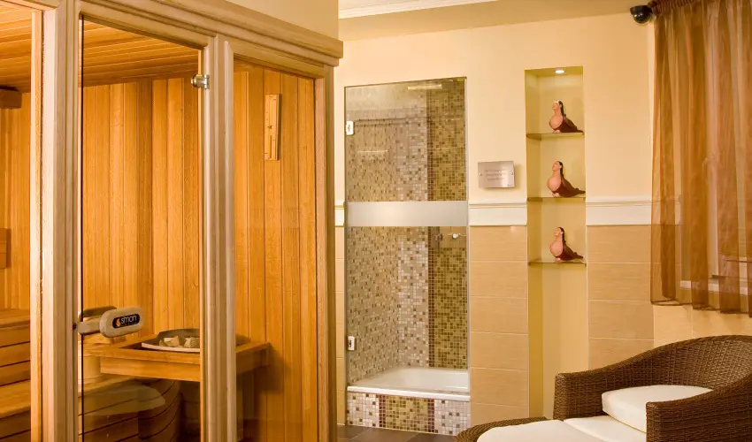 Hotel Klvria Gyr - Pnksd 