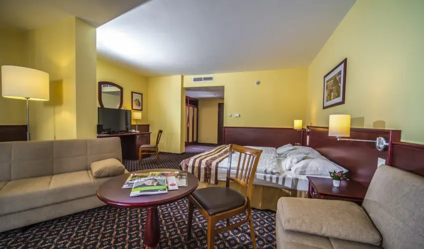 Hotel Kapitány Superior Wellness Sümeg - Pünkösd a Kapitányban (min. 3 éj)